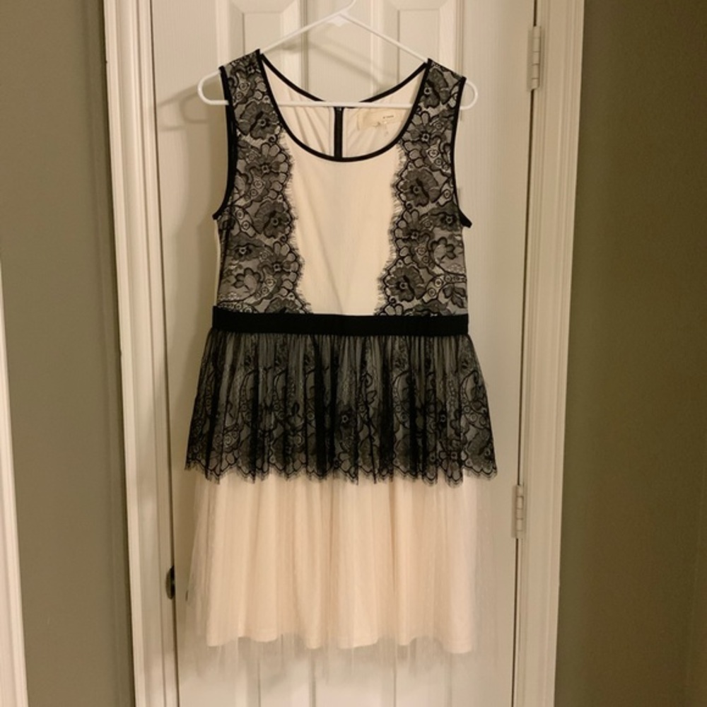 Modcloth Lace Dress